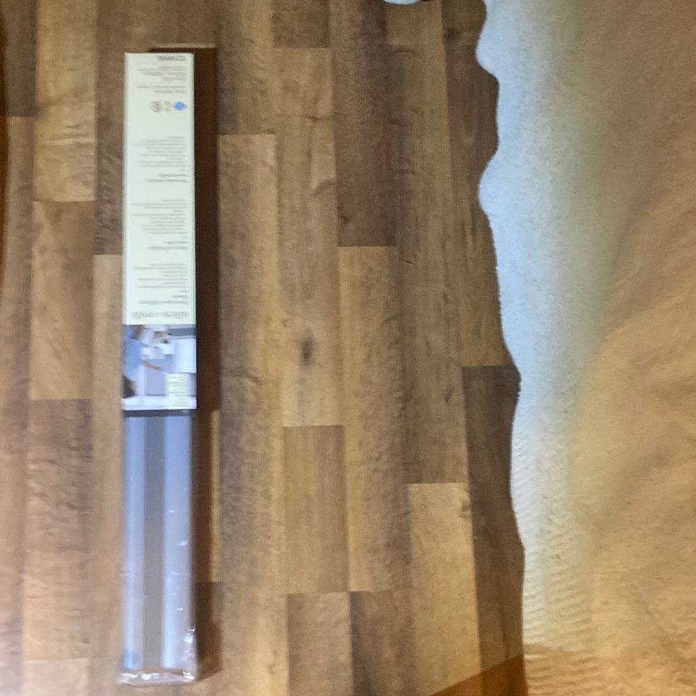 Allen + Roth motorized blinds 31 x 72 - Picture 2 of 5